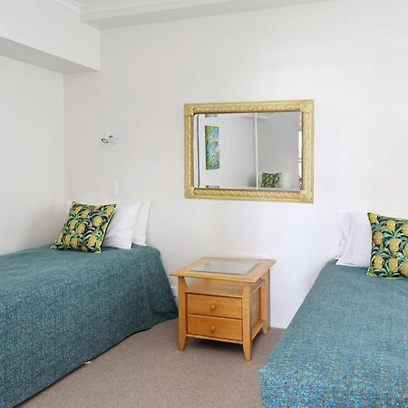 Noosa Quays Waterfront Accomodation מראה חיצוני תמונה