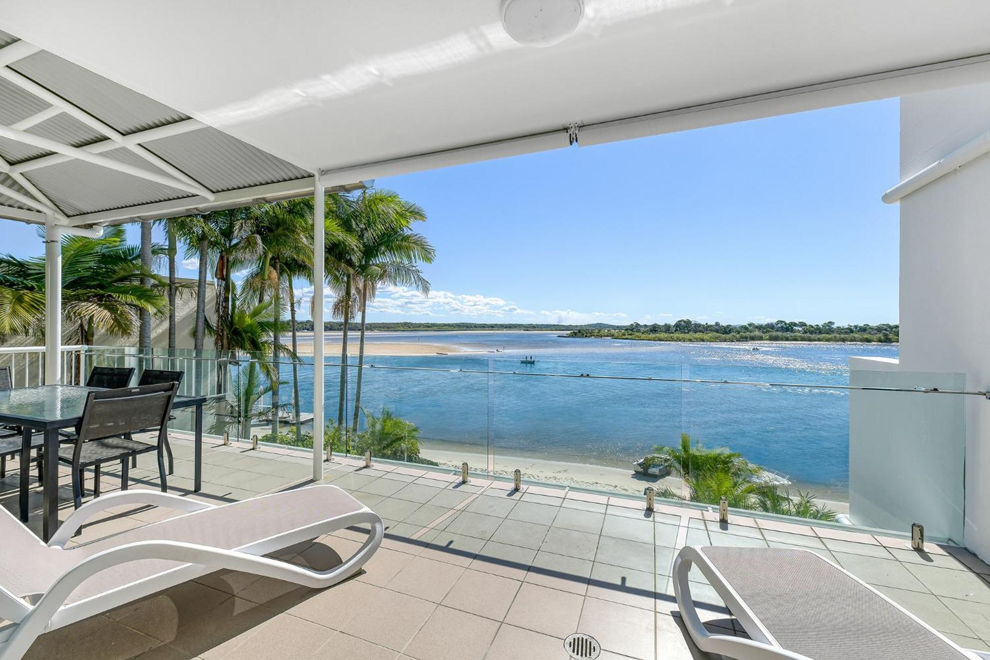 Noosa Quays Waterfront Accomodation מראה חיצוני תמונה